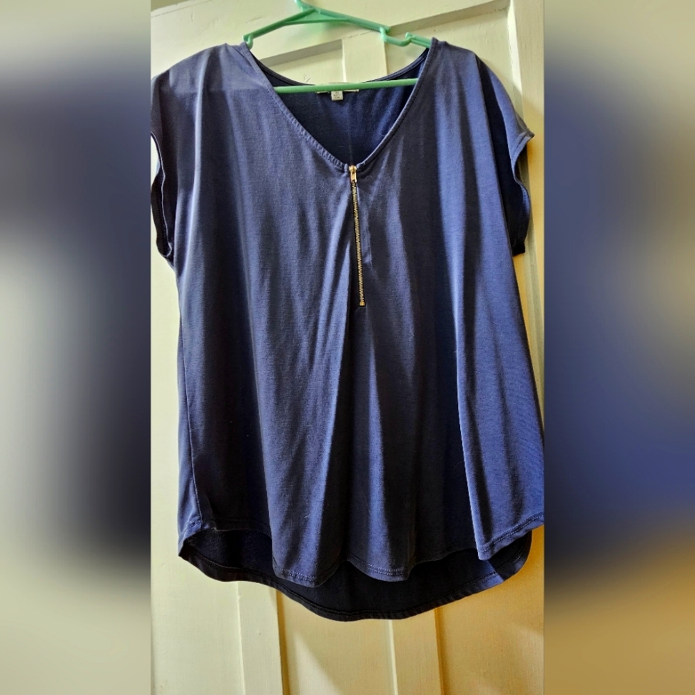 Women's blue flirtatious blouse size xl